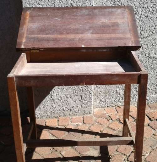 SOLID VINTAGE SCHOOL DESK.  SEE ALL PICTURES